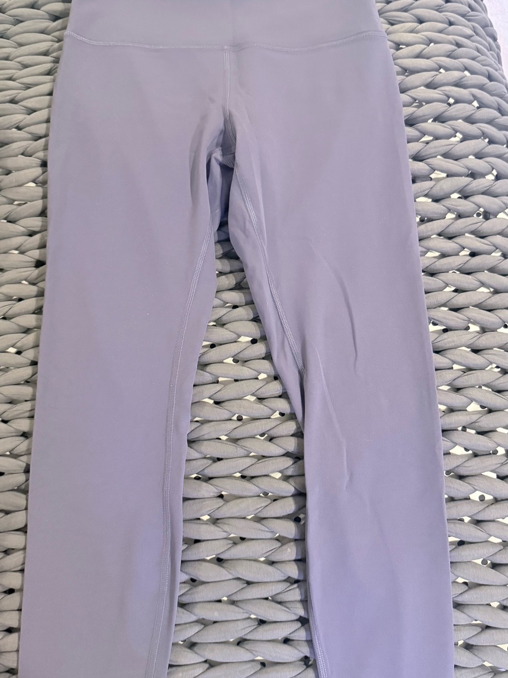 lululemon Wunder Train, size 10. Gray